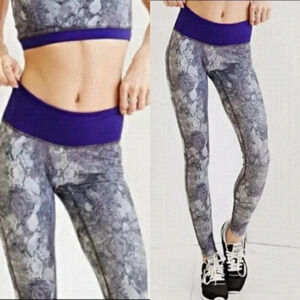 Prismsport x urban Outfitters purple snakeskin leggings small